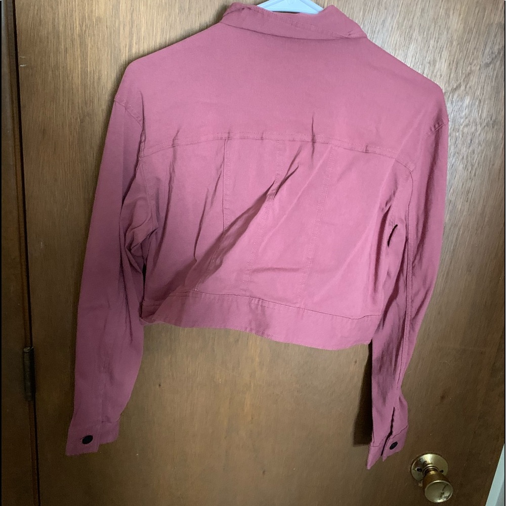 Pink cropped jacket - Picture 2 of 3